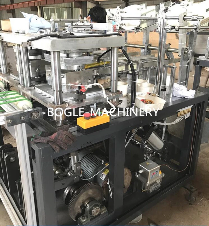 Hydraulic Disposable Food Tray Paper Dish Forming Machine Paper Plate Making Machine with Conveyor